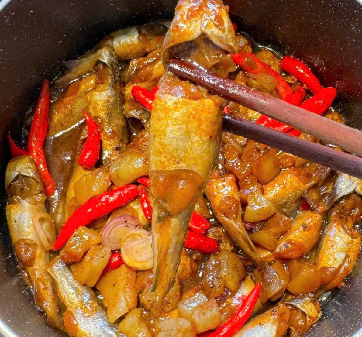 Cá chốt trứng